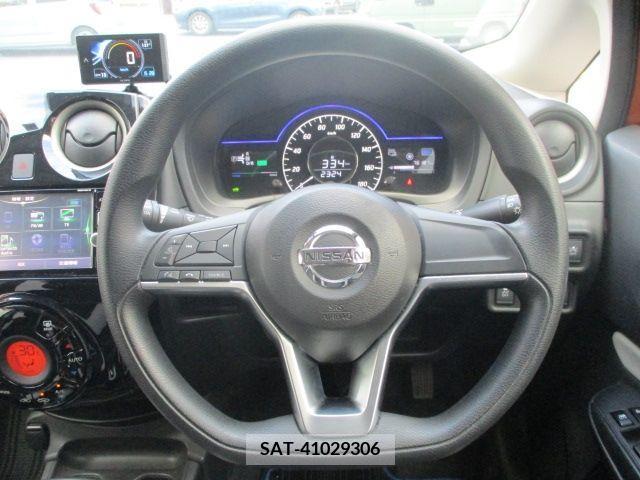 Nissan NOTE 2016-12 206627-11