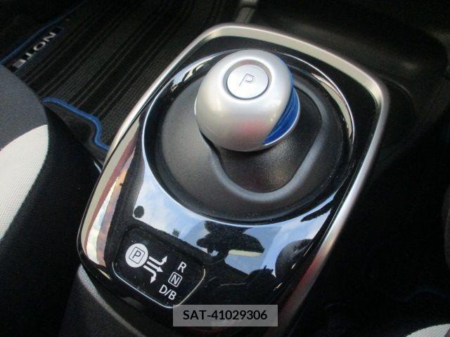 Nissan NOTE 2016-12 206627-18