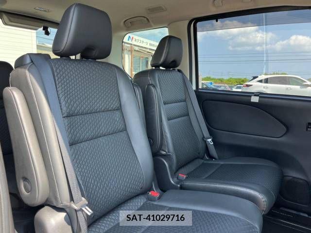 Nissan SERENA 2019-10 325066-11