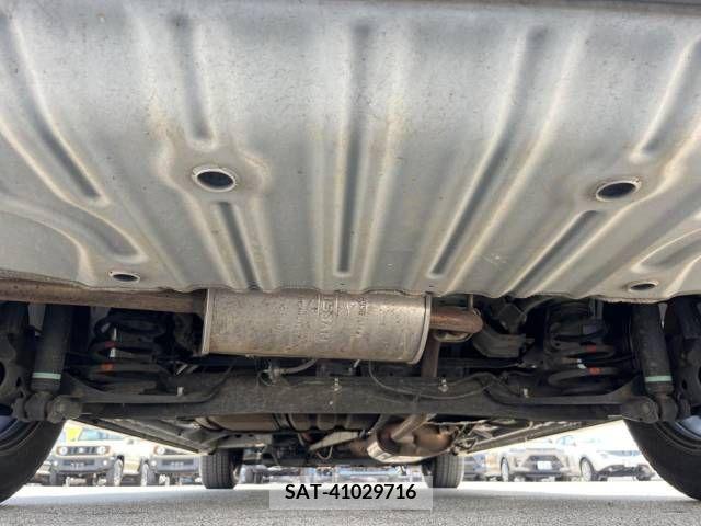 Nissan SERENA 2019-10 325066-9