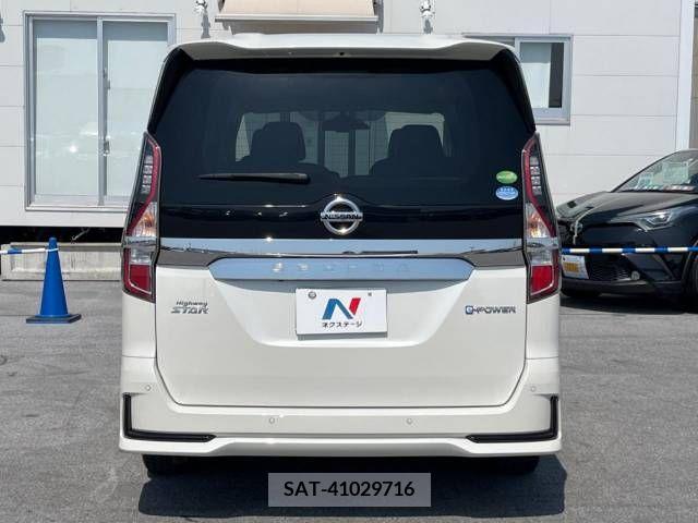 Nissan SERENA 2019-10 325066-18