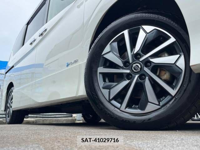 Nissan SERENA 2019-10 325066-16