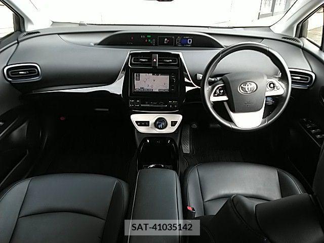 Toyota PRIUS 2016-06 282164-1