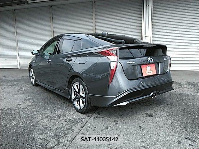 Toyota PRIUS 2016-06 282164-17