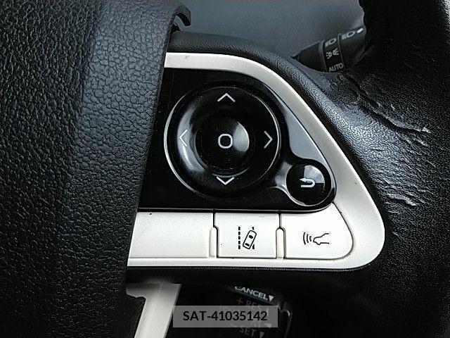 Toyota PRIUS 2016-06 282164-7