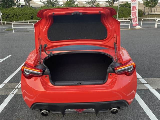 Toyota 86 2017-03 22526-12