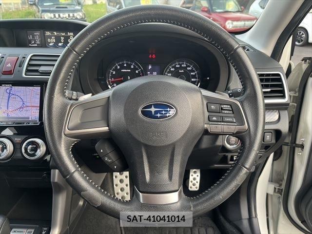 Subaru FORESTER 2015-02 236538-24
