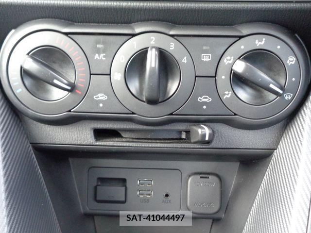 Mazda MAZDA2 2020-11 207050-9