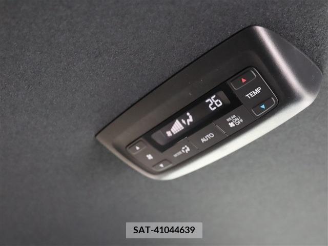 Honda e 2024-03 377273-24