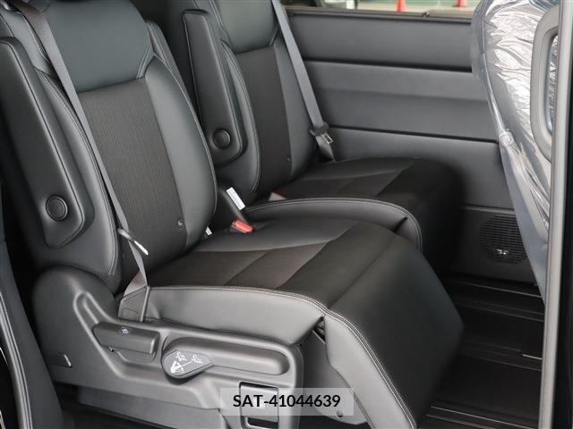 Honda e 2024-03 377273-23