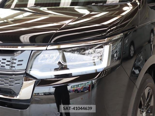 Honda e 2024-03 377273-7