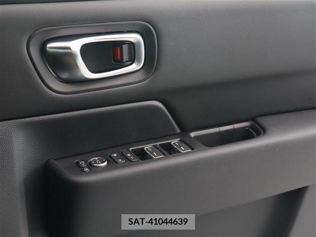 Honda e 2024-03 377273-20
