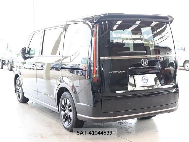 Honda e 2024-03 377273-5
