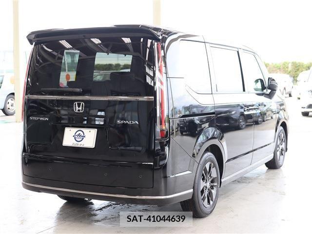 Honda e 2024-03 377273-3
