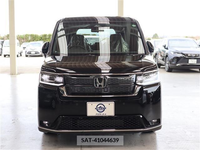 Honda e 2024-03 377273-1