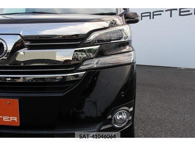 Toyota VELLFIRE 2017-03 352975-6