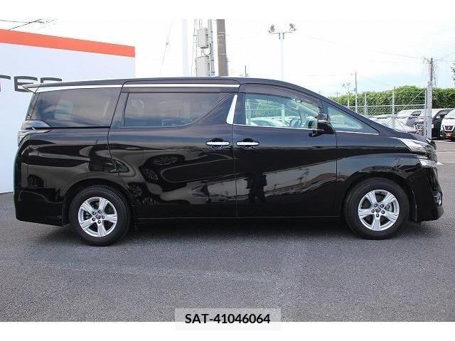 Toyota VELLFIRE 2017-03 352975-4