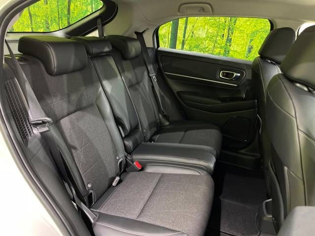 Honda VEZEL 2023-03 10899-9