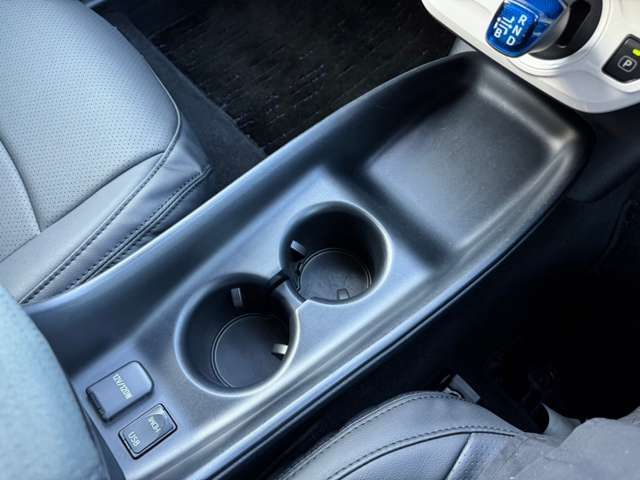 Toyota PRIUS 2016-01 194968-19