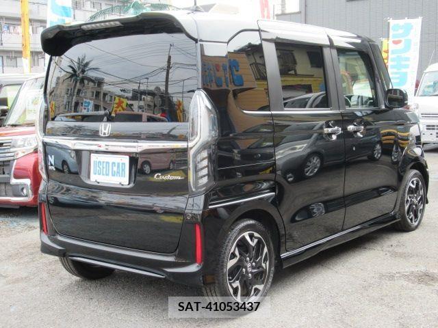Honda N BOX CUSTOM 2017-10 307167-2