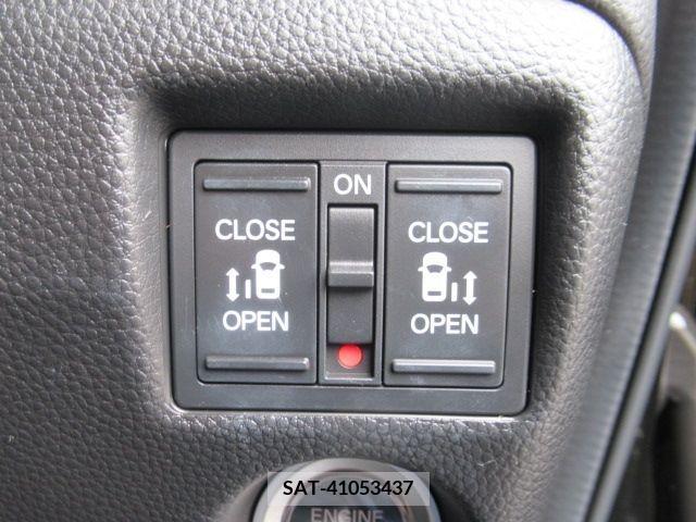 Honda N BOX CUSTOM 2017-10 307167-24