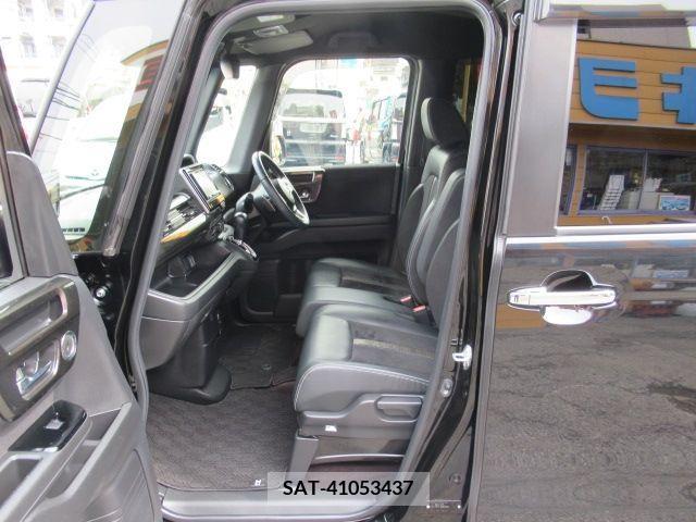 Honda N BOX CUSTOM 2017-10 307167-12
