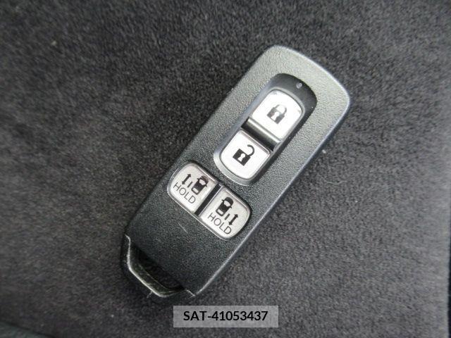 Honda N BOX CUSTOM 2017-10 307167-19