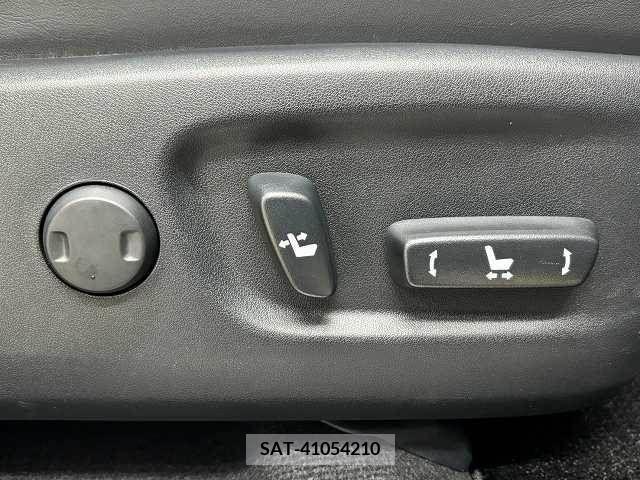 Lexus NX 2020-04 211988-11
