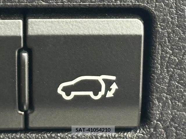 Lexus NX 2020-04 211988-10