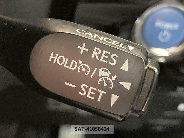 Toyota PRIUS 2016-03 336588-5