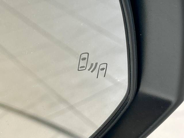 Toyota RAV4 2021-05 12432-5