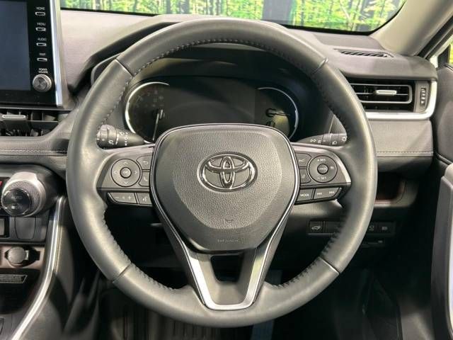 Toyota RAV4 2021-05 12432-11