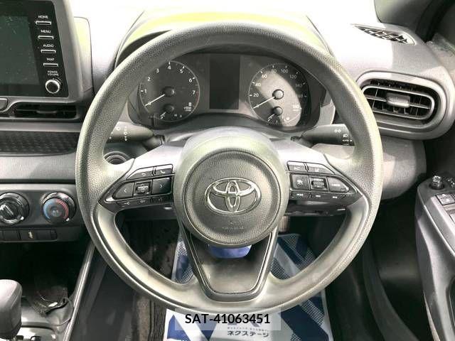 Toyota YARIS 2020-03 212507-11