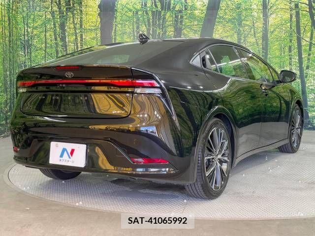 Toyota PRIUS 2023-07 366464-17