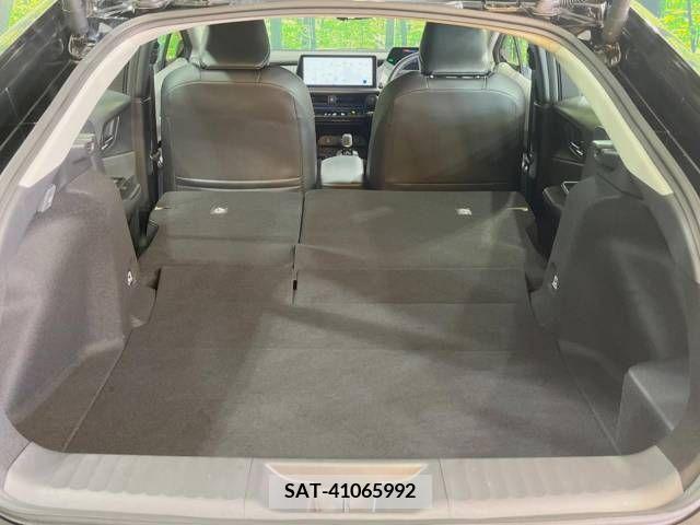 Toyota PRIUS 2023-07 366464-10