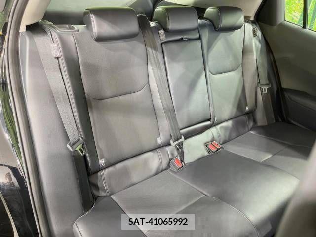 Toyota PRIUS 2023-07 366464-9