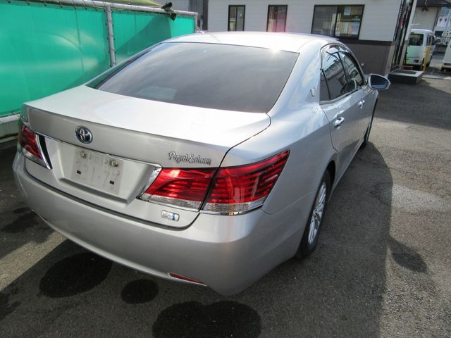 Toyota CROWN SEDAN 2016-12 28094-27