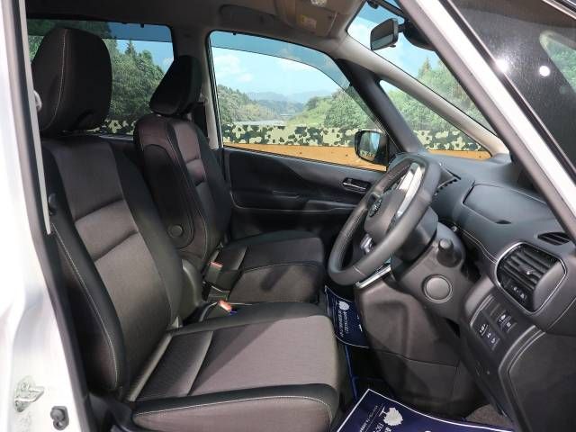 Nissan SERENA 2019-01 7670-7