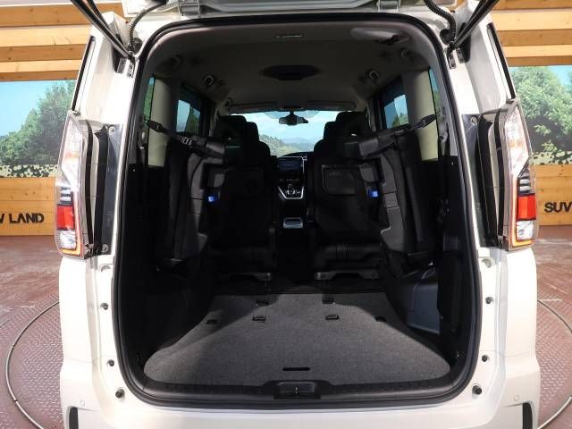 Nissan SERENA 2019-01 7670-10