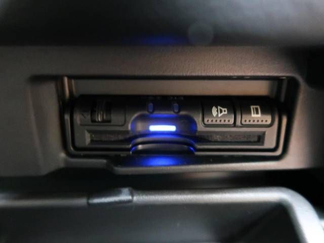 Nissan SERENA 2019-01 7670-19