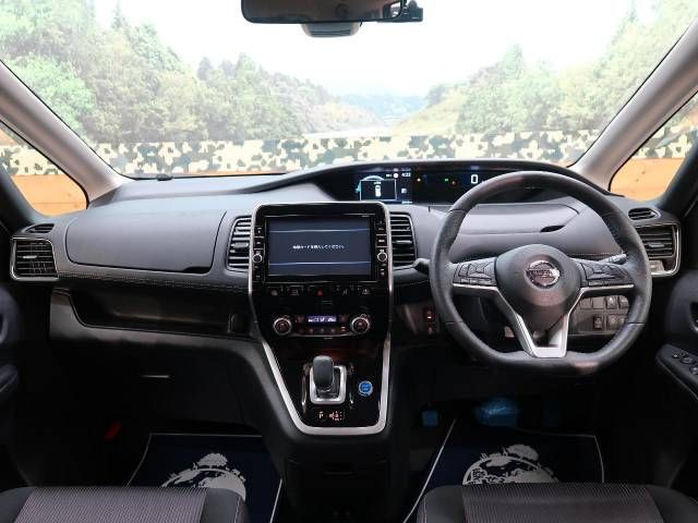 Nissan SERENA 2019-01 7670-1