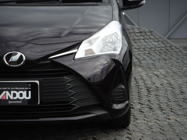 Toyota VITZ 2018-03 13497-28