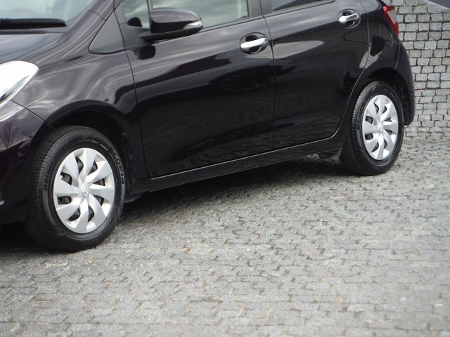 Toyota VITZ 2018-03 13497-5