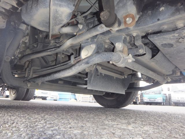 Isuzu ELF TRUCK 2013-08 1845-22