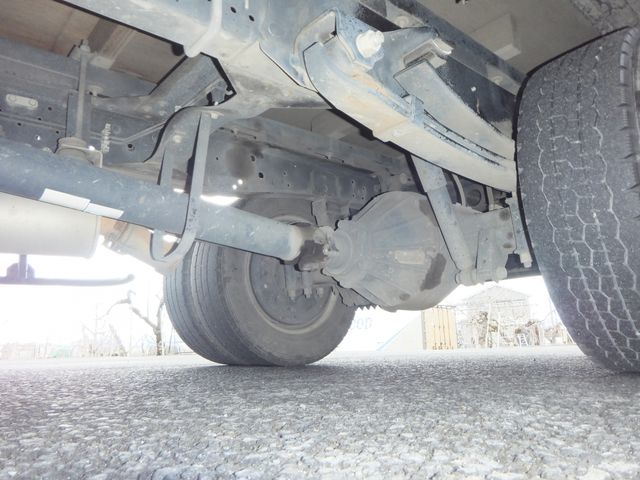 Isuzu ELF TRUCK 2013-08 1845-25