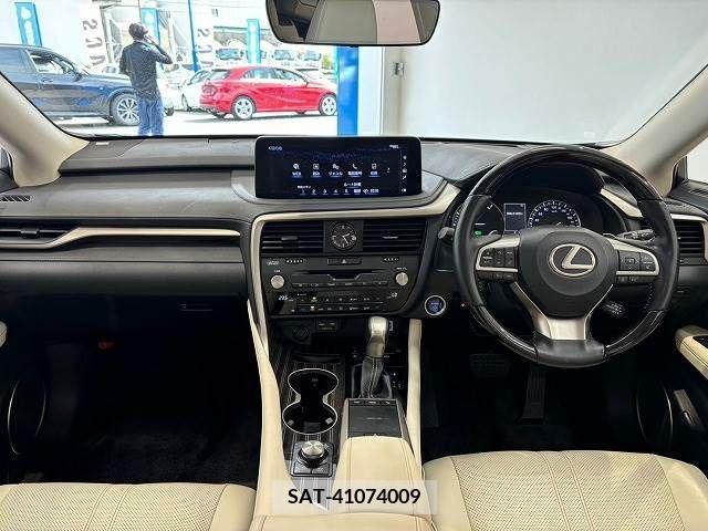 Lexus RX 2019-08 275844-1