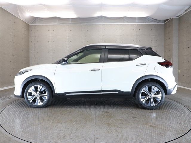 Nissan KICKS 2021-01 25273-24