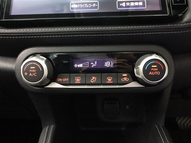 Nissan KICKS 2021-01 25273-25