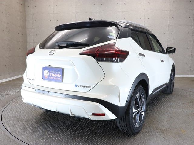 Nissan KICKS 2021-01 25273-1
