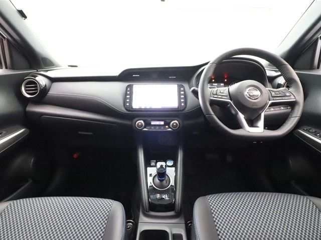 Nissan KICKS 2021-01 25273-2